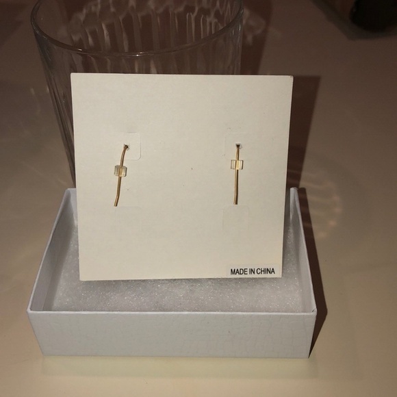 Lia Sophia👂🏽jewels - Picture 4 of 7